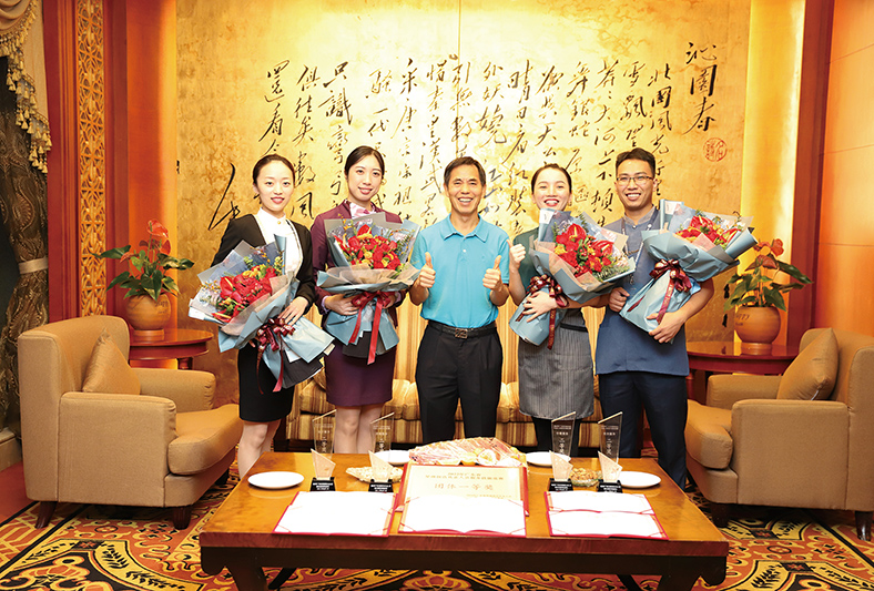 IMG_1923.jpg IMG_1923.jpg